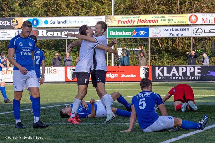 In beeld: Berkum na moeizame eerste helft toch ruim langs Veensche Boys