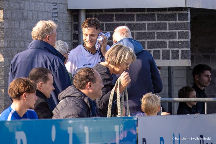 In beeld: Berkum na moeizame eerste helft toch ruim langs Veensche Boys