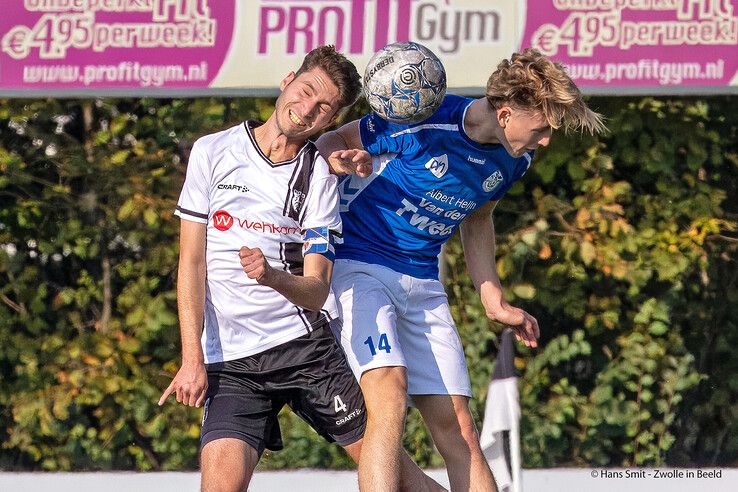 In beeld: Berkum na moeizame eerste helft toch ruim langs Veensche Boys