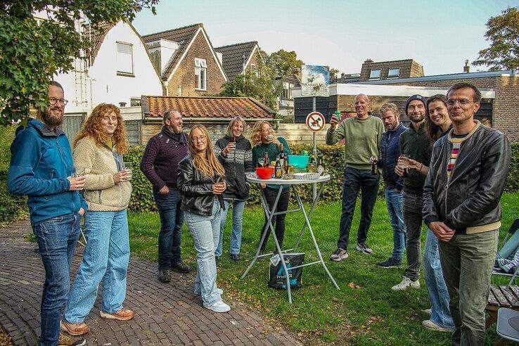 In beeld: Burendag brengt Zwollenaren bij elkaar