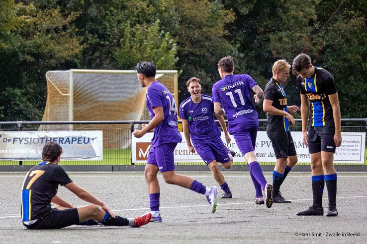 In beeld: Dieze West en Be Quick ’28 stoten door in beker en treffen elkaar zaterdag in competitie