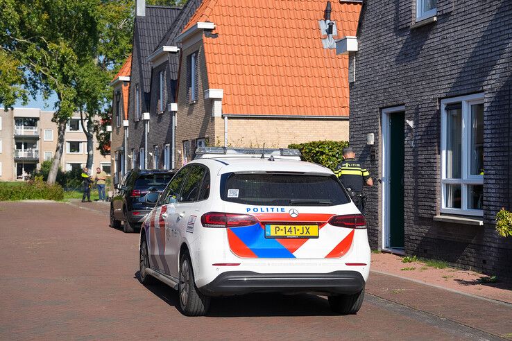 Politie op zoek naar 41-jarige man in Zwartsluis na melding steekincident