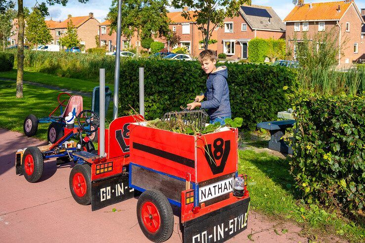 In beeld: Bewoners Kamperzeedijk pakken opnieuw 10 jaar groenonderhoud op