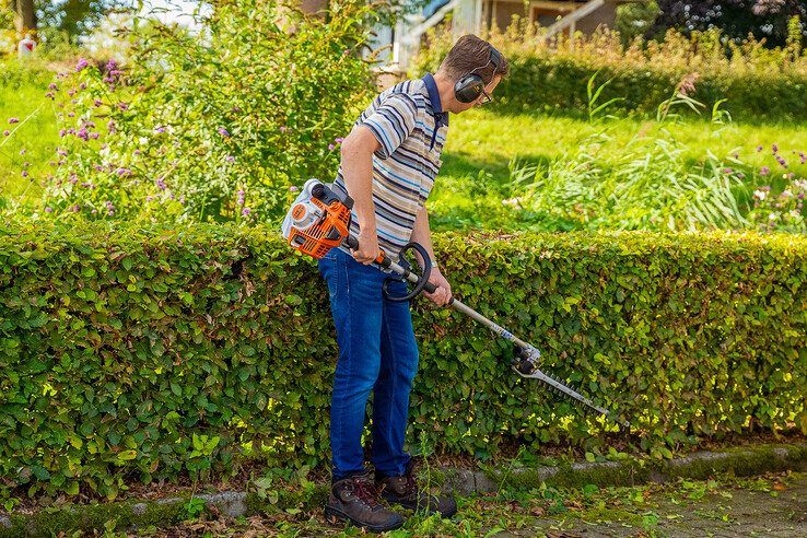 In beeld: Bewoners Kamperzeedijk pakken opnieuw 10 jaar groenonderhoud op