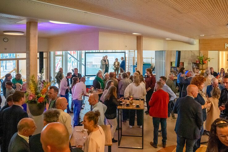 Kindcentrum Hanzewijk officieel geopend in Kampen