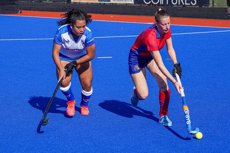 In beeld: Slordig HC Zwolle onderuit  tegen Voordaan