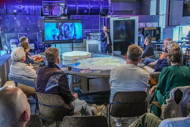 In beeld: Cultuurwethouders reiken Erfgoedprijs Zwolle-Kampen uit aan Makersfabriek