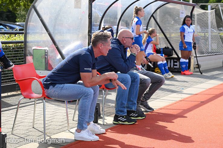 In beeld: Zwolse hockeyvrouwen onderuit na late treffer Gooische