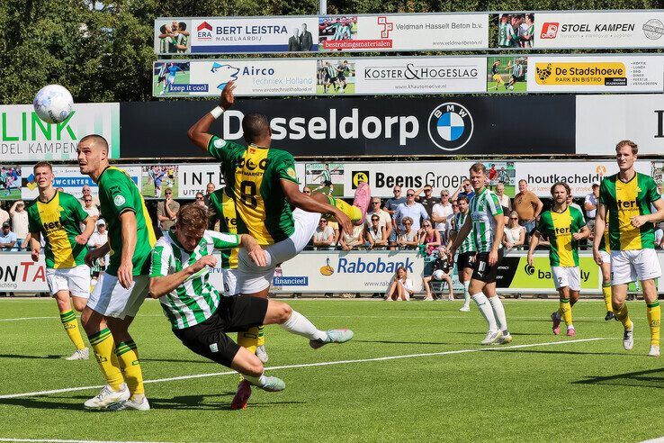 SC Genemuiden speelde 3-3 gelijk tegen Huizen.