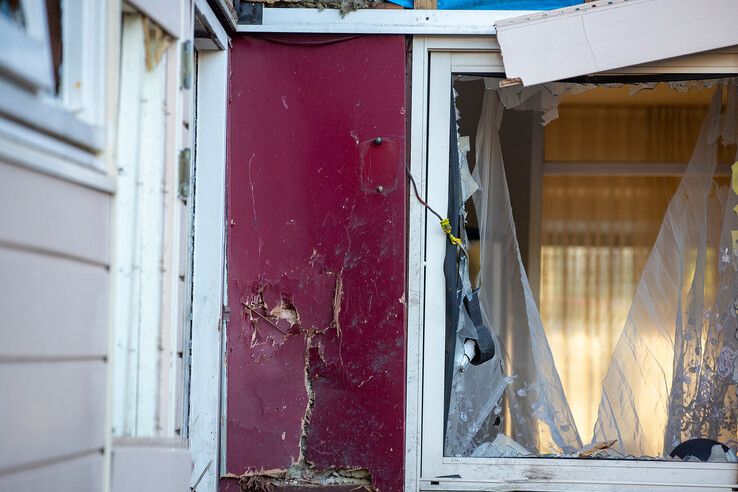 In beeld: Bij daglicht wordt schade pas echt zichtbaar na explosie in Zwolle (video)