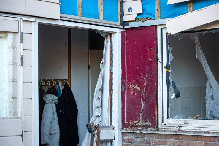 In beeld: Bij daglicht wordt schade pas echt zichtbaar na explosie in Zwolle (video)