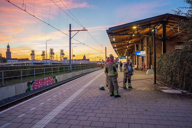 Opnieuw heg in brand op station Kampen