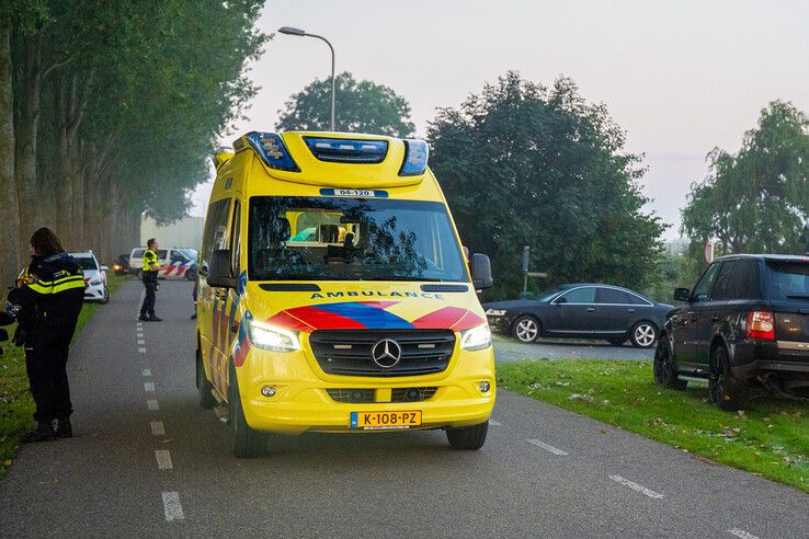 Voetgangster (47) aangereden door bestelwagen in IJsselmuiden