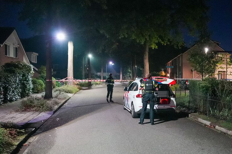 Meerdere schoten gelost vanuit voorbijrijdende auto in Heino
