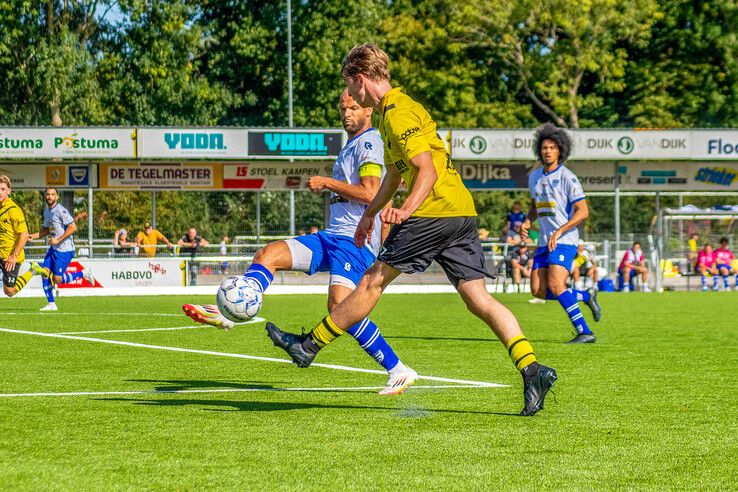 In beeld: DOS Kampen delft thuis het onderspit tegen Unicum in bekerduel