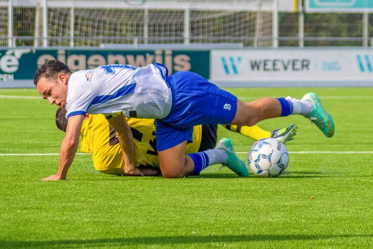 In beeld: DOS Kampen delft thuis het onderspit tegen Unicum in bekerduel