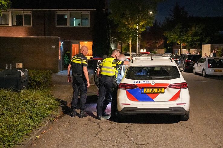 Steekpartij in Zwolle: slachtoffer met spoed naar ziekenhuis, man aangehouden