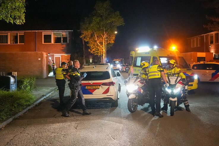 Steekpartij in Zwolle: slachtoffer met spoed naar ziekenhuis, man aangehouden