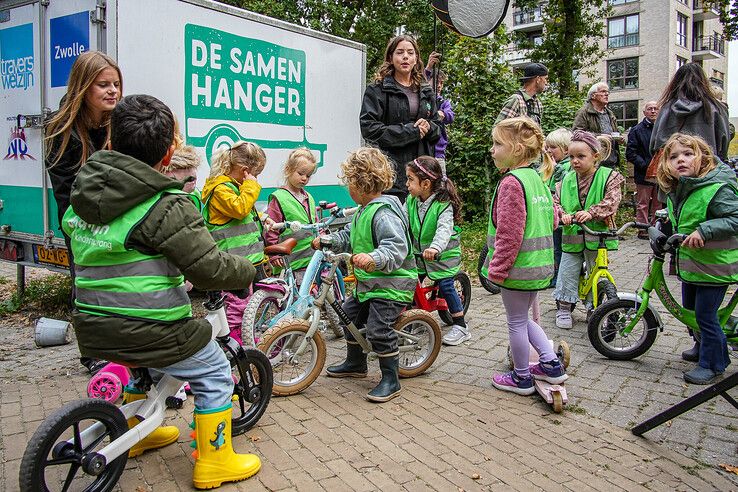 In beeld: Nieuwe fietsstraat geopend in Zwolle