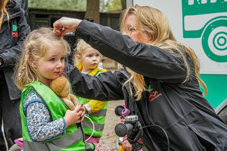 In beeld: Nieuwe fietsstraat geopend in Zwolle