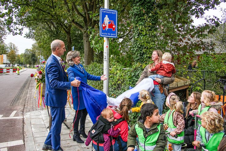 In beeld: Nieuwe fietsstraat geopend in Zwolle