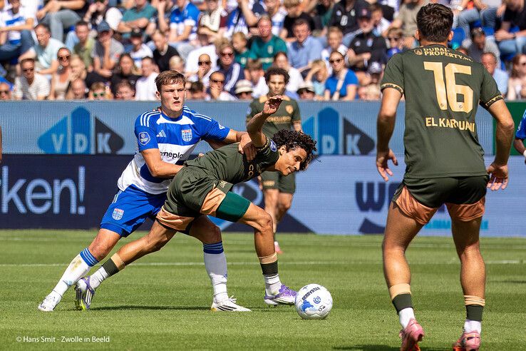 In beeld: PEC Zwolle lijdt eerste seizoensnederlaag tegen FC Utrecht