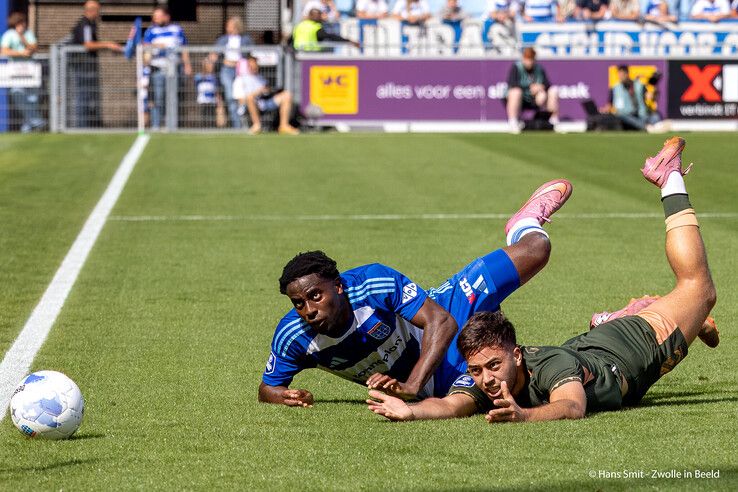 In beeld: PEC Zwolle lijdt eerste seizoensnederlaag tegen FC Utrecht