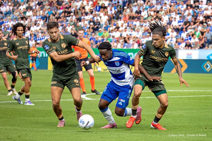 In beeld: PEC Zwolle lijdt eerste seizoensnederlaag tegen FC Utrecht