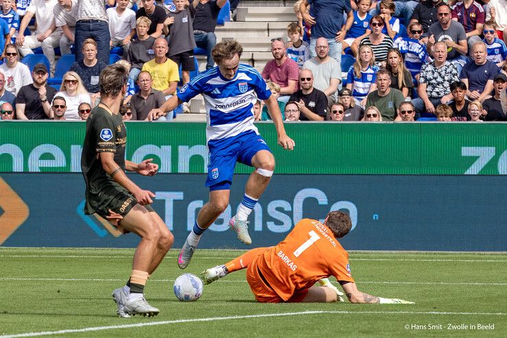 In beeld: PEC Zwolle lijdt eerste seizoensnederlaag tegen FC Utrecht