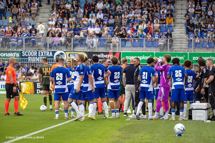 In beeld: PEC Zwolle lijdt eerste seizoensnederlaag tegen FC Utrecht