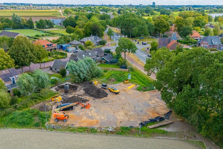 Tennet haalt de hoogspanningsmasten weg uit 's-Heerenbroek.