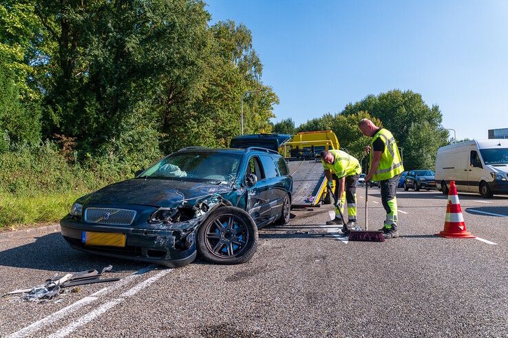 Opnieuw ongeluk op kruising Marsweg in Zwolle, dit keer met vrachtwagen