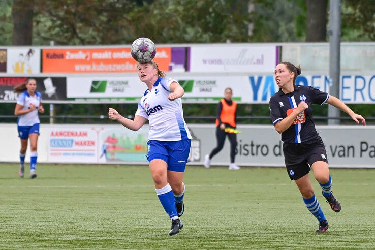 In beeld: ZAC Vrouwen verslaat Helpman met gemak, Van Vilsteren neemt afscheid met doelpunt