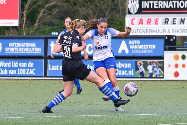In beeld: ZAC Vrouwen verslaat Helpman met gemak, Van Vilsteren neemt afscheid met doelpunt