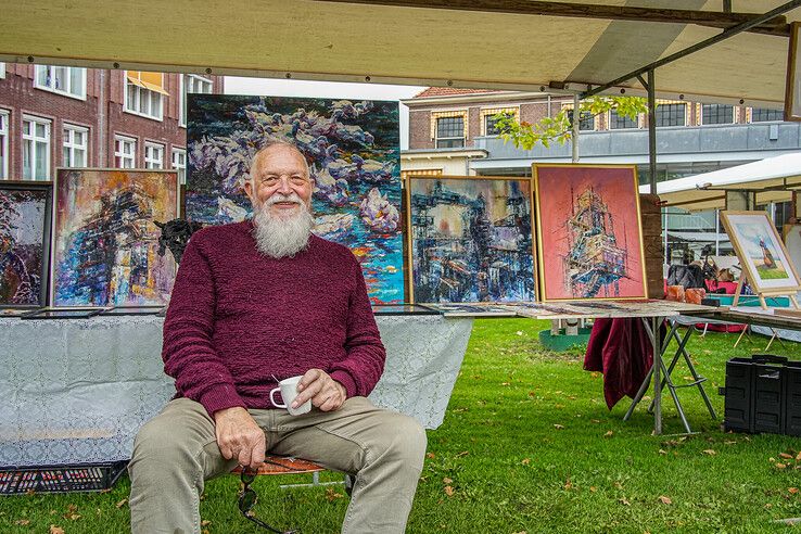 In beeld: Na maanden verbouwen openen Zwolse kunstenaars  vernieuwd Paletgebouw