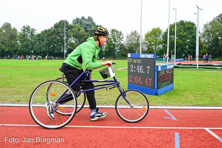In beeld: Jongste framerunners maken debuut bij clubkampioenschappen AV PEC 1910