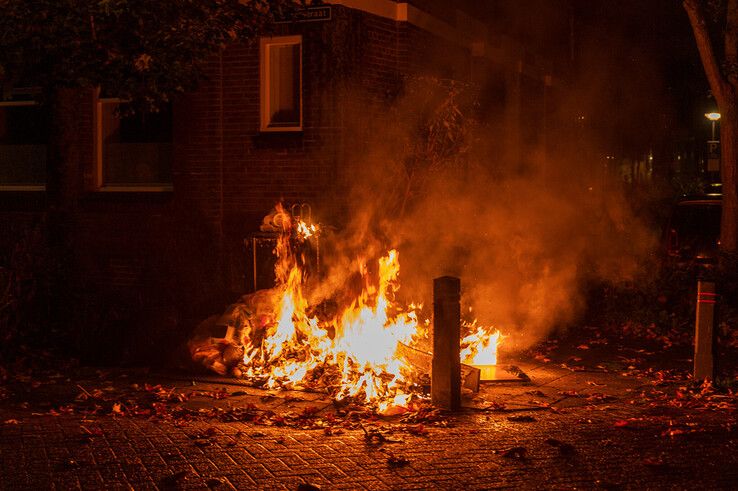 Brand bij afvalcontainer in Zwolle snel geblust