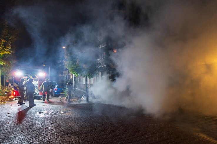 Brand bij afvalcontainer in Zwolle snel geblust