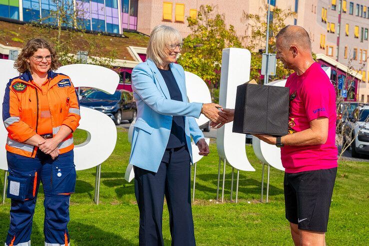 Traumateam Groningen komt hardlopend aan bij Isala Zwolle