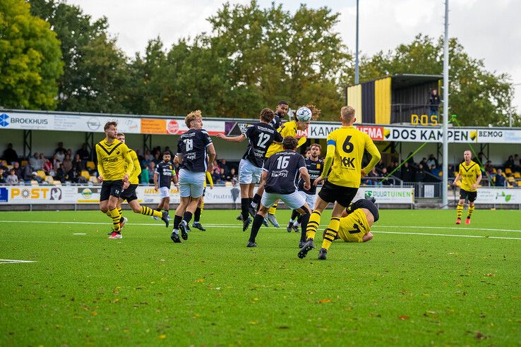 In beeld: DOS Kampen blijft puntloos na 1-3 verlies tegen CSV Apeldoorn