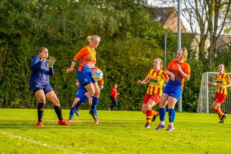 In beeld: Bianca Kruis leidt Go Ahead Kampen Vrouwen naar volgende bekerronde