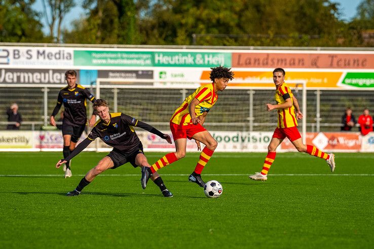 In beeld: Go Ahead Kampen glansrijk door naar tweede ronde districtsbeker