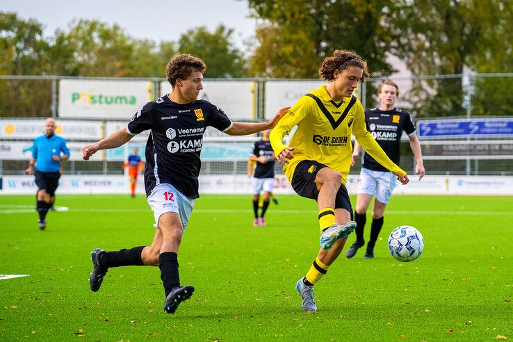 DOS Kampen verloor met 1-3 van CSV Apeldoorn.