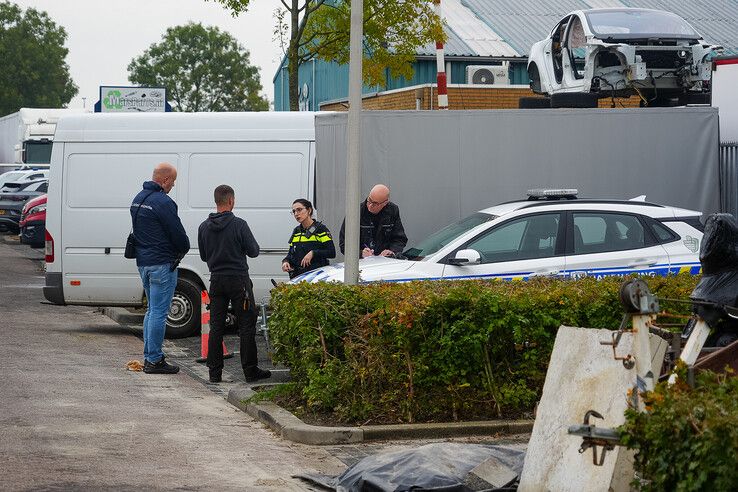 Politie valt bedrijven in Zwolle binnen tijdens landelijke veiligheidsactie