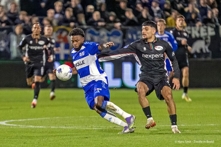 In beeld: NEC tweemaal op voorsprong, maar PEC Zwolle weigert te buigen