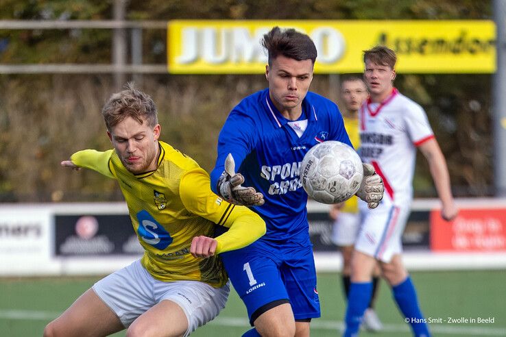 In beeld: Met tien man strijdend SV Zwolle sneuvelt in de beker na penalty’s