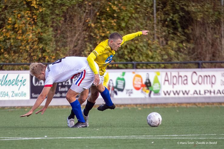 In beeld: Met tien man strijdend SV Zwolle sneuvelt in de beker na penalty’s