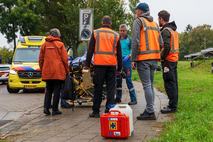 Twee fietsers gewond op spiegelgladde fietsstraat in Zwolle