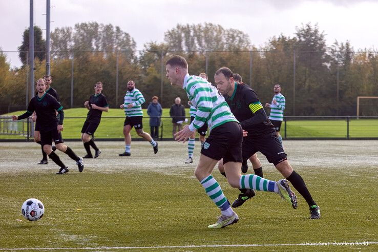 In beeld: Late treffers bezorgen ’s-Heerenbroek overwinning op Zwolsche Boys