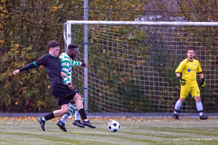 In beeld: Late treffers bezorgen ’s-Heerenbroek overwinning op Zwolsche Boys